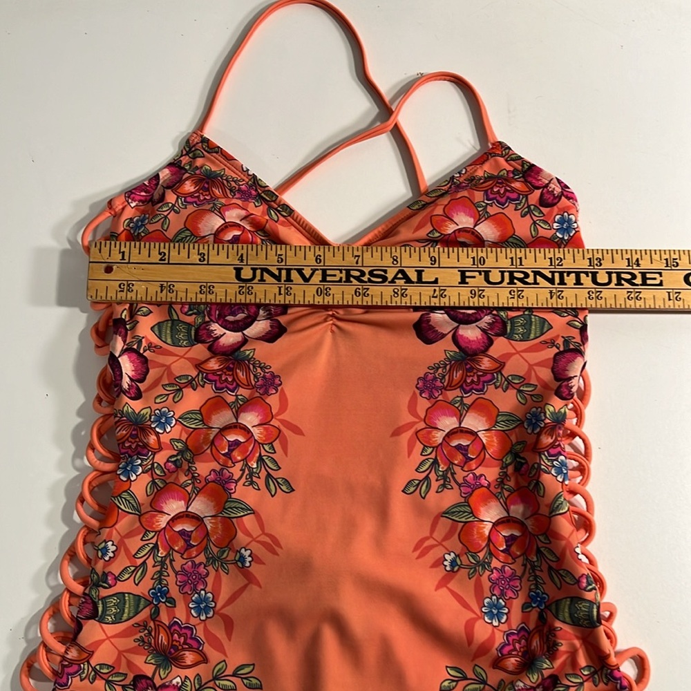 True Craft Size Med Floral One piece in Coral with Looped decorative sides. - Picture 7 of 9